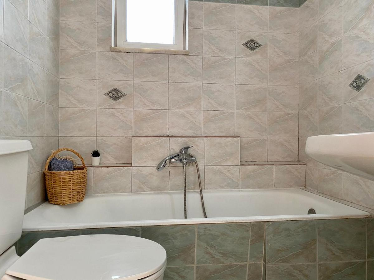 Central, Sunny & Spacious Apartment, In Kos, "1" Экстерьер фото